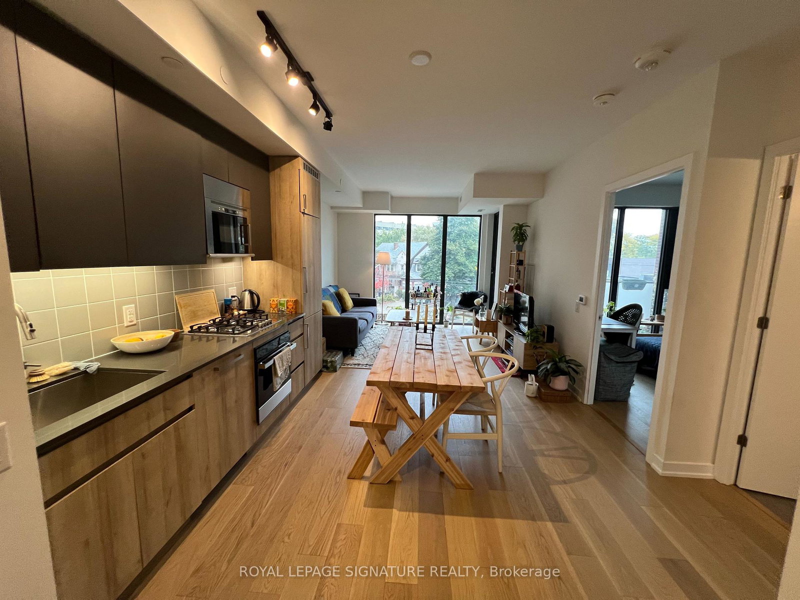 430-roncesvalles-avenue-toronto-ontario-w12910242