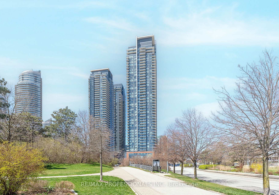 2200-lakeshore-boulevard-w-etobicoke-ontario-w12910406