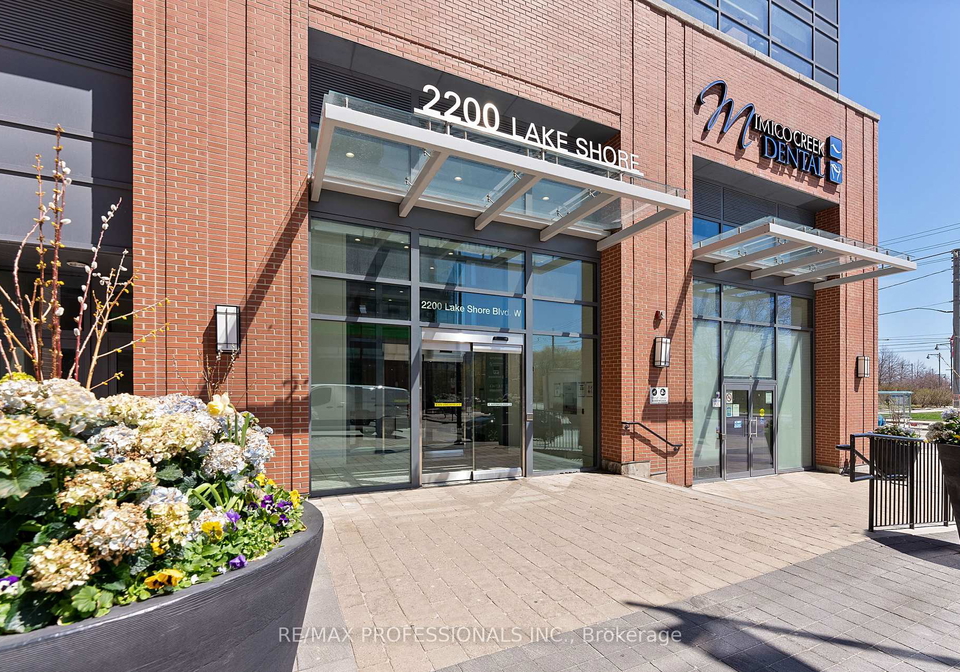 2200-lakeshore-boulevard-w-etobicoke-ontario-w12910406