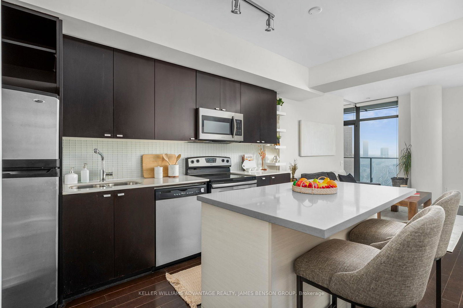 103-the-queensway-toronto-ontario-w12910490