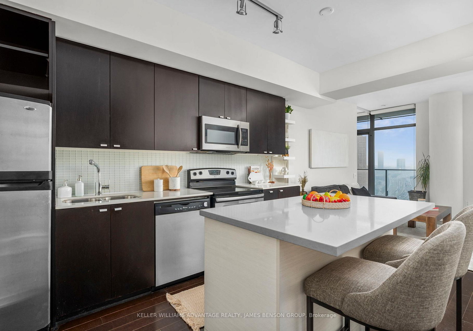 103-the-queensway-toronto-ontario-w12910490