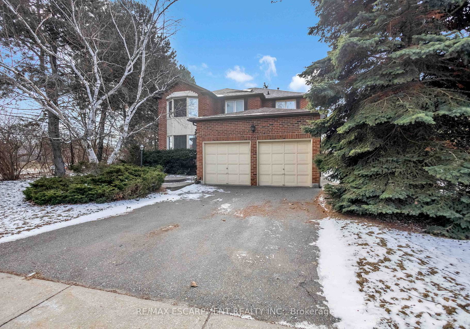 4037-chadburn-crescent-mississauga-ontario-w12910718