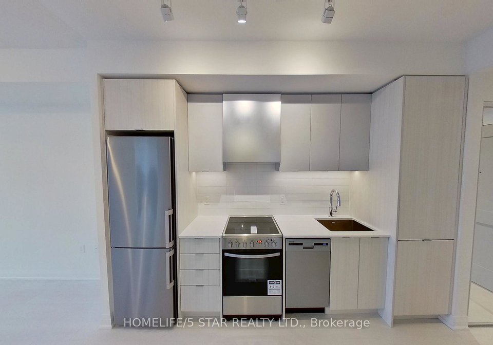 10-gibbs-road-etobicoke-ontario-w12910772