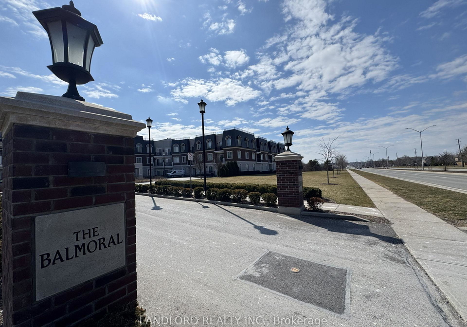2300-upper-middle-road-w-oakville-ontario-w12910798