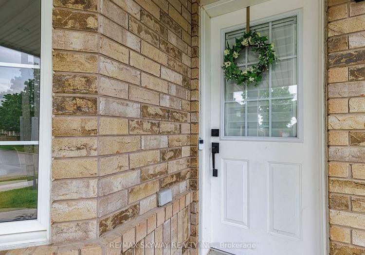 90-sweetwood-circle-brampton-ontario-w12910862
