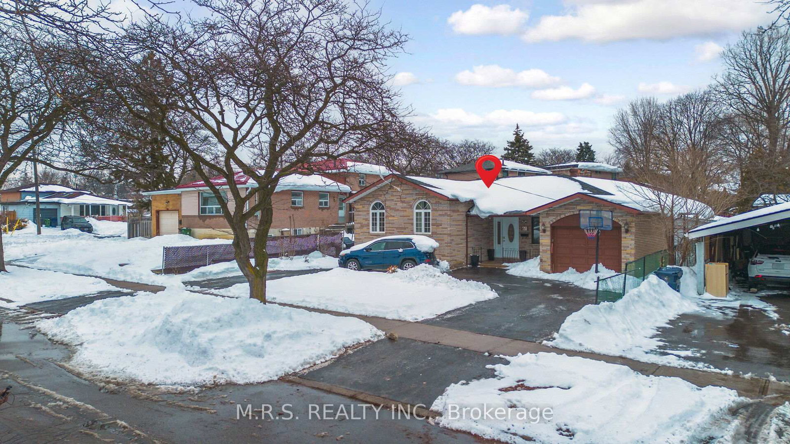 61-bloomington-crescent-york-ontario-w12911486