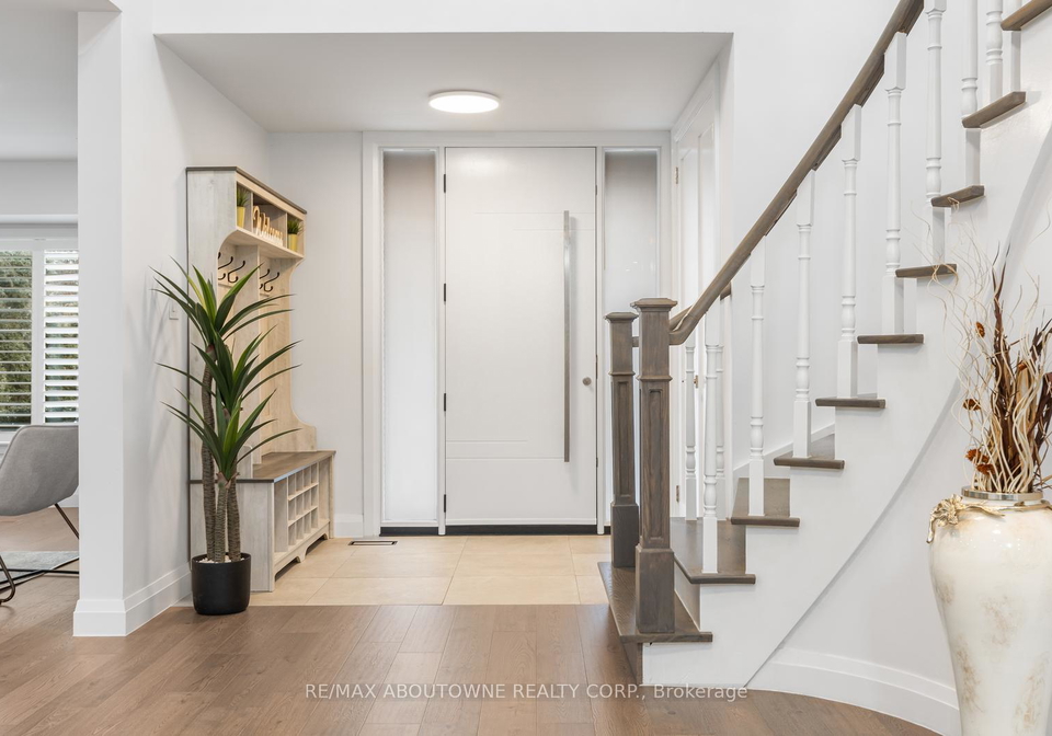 1324-birchcliff-drive-oakville-ontario-w12911690
