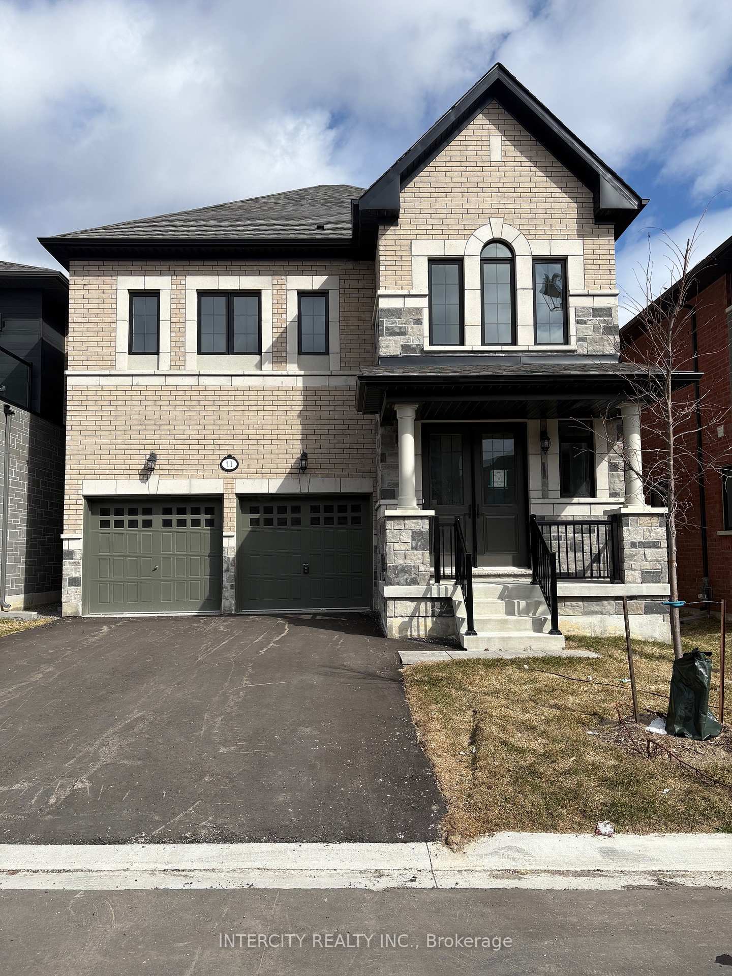 11-keyworth-crescent-brampton-ontario-w12912108