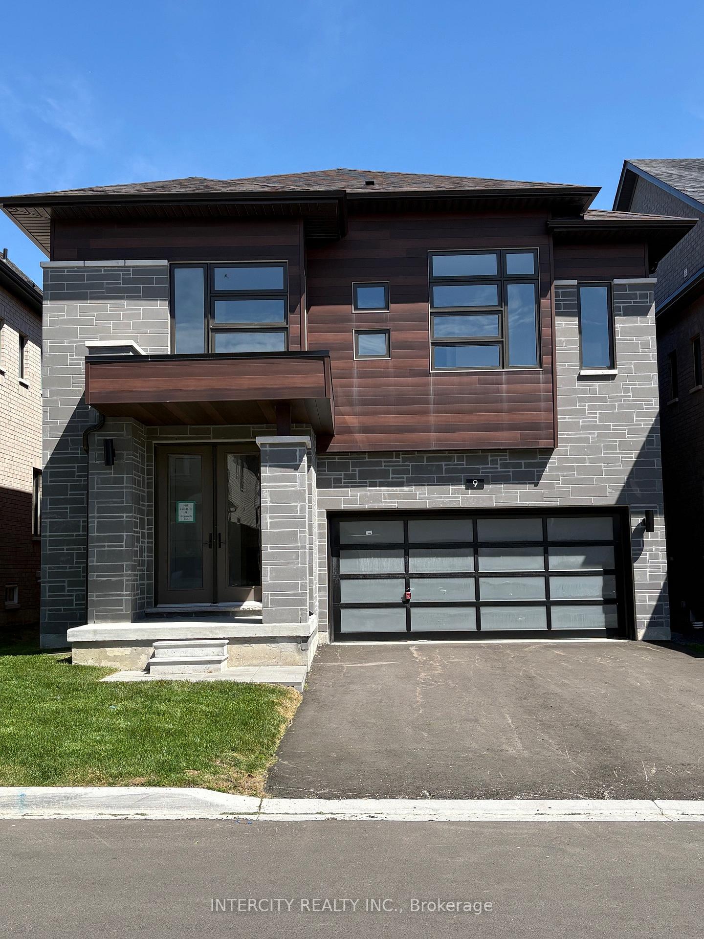 9-keyworth-crescent-brampton-ontario-w12912112