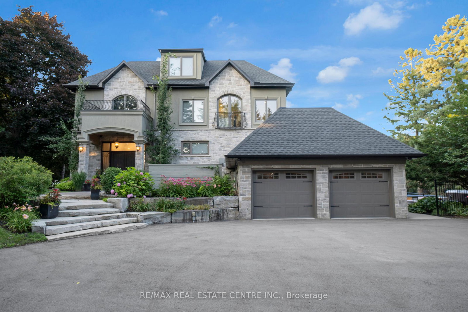 1175-derry-road-milton-ontario-w12912268