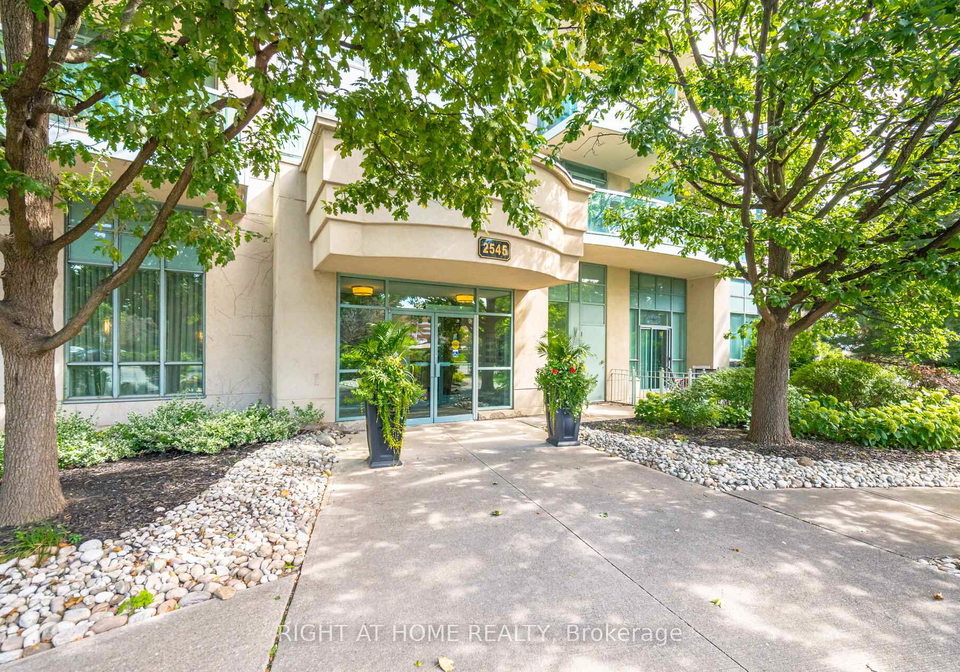 2545-erin-centre-boulevard-mississauga-ontario-w12912552