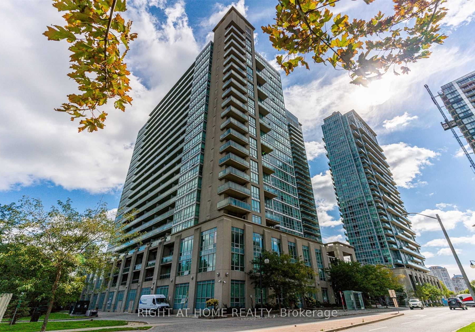 185-legion-road-n-etobicoke-ontario-w12912728