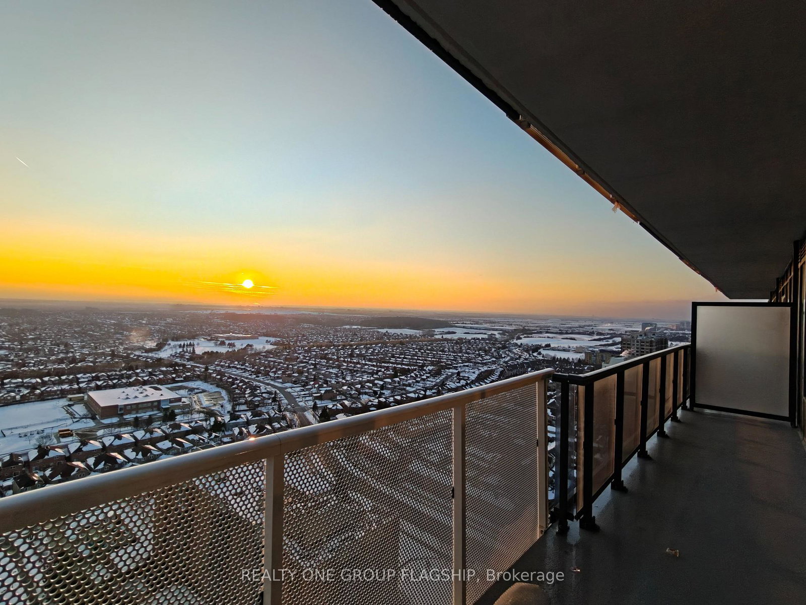 5105-hurontario-street-mississauga-ontario-w12912842