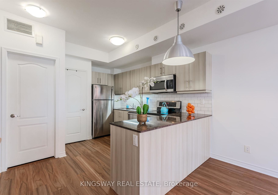68-winston-park-boulevard-york-ontario-w12913130