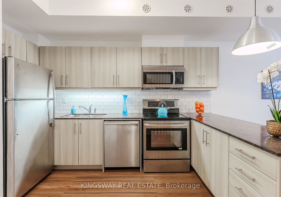 68-winston-park-boulevard-york-ontario-w12913130