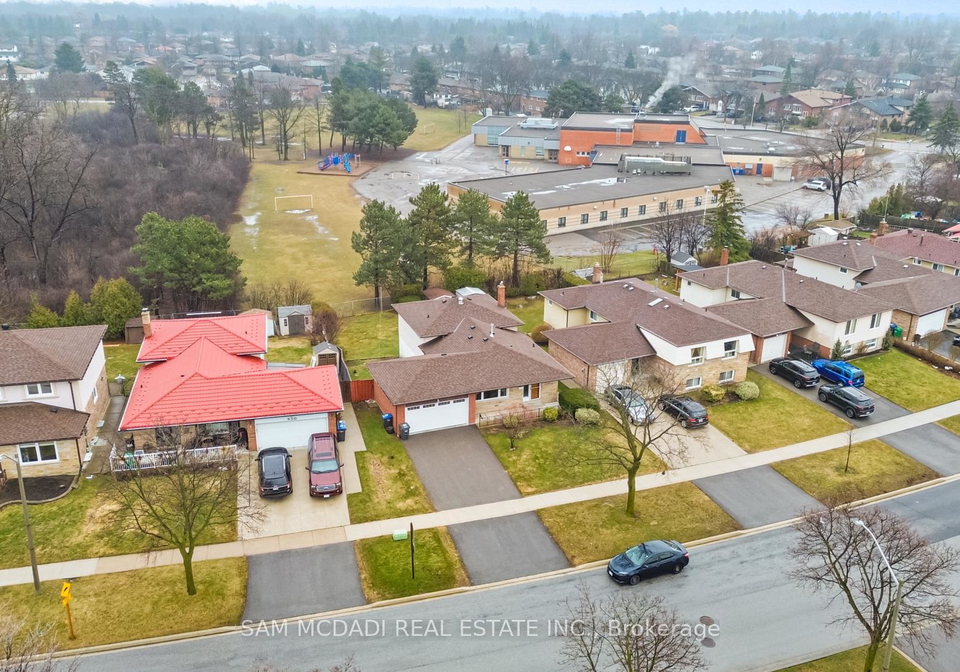 556-paisley-boulevard-w-mississauga-ontario-w12913180