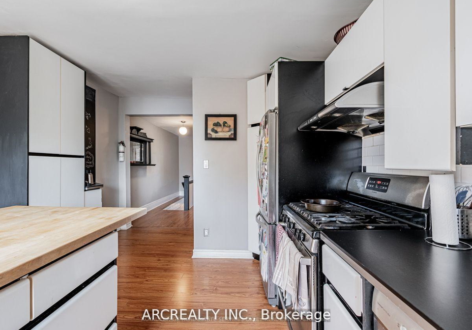 17-garnet-avenue-toronto-ontario-w12913620