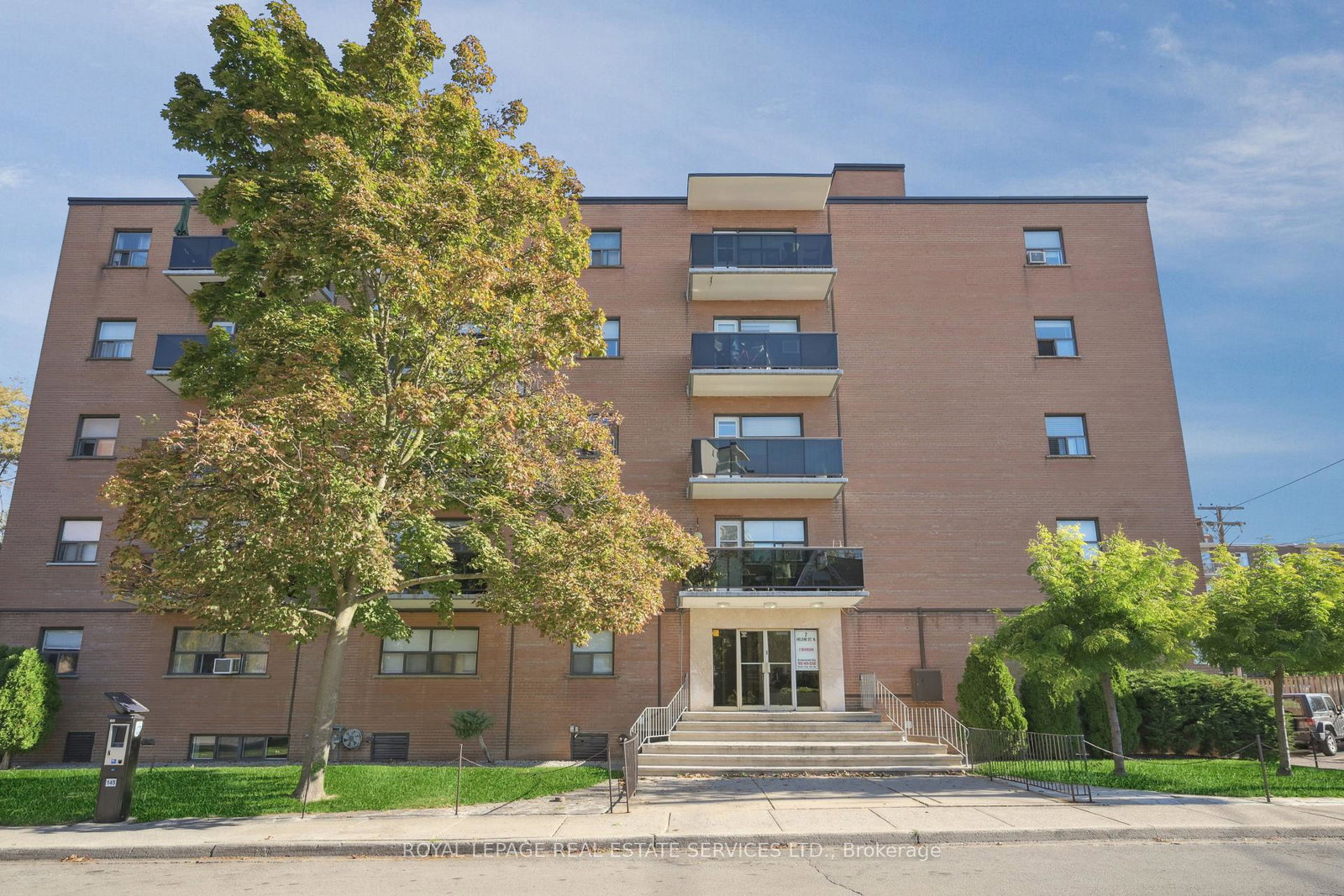 7-helene-street-n-mississauga-ontario-w12913914