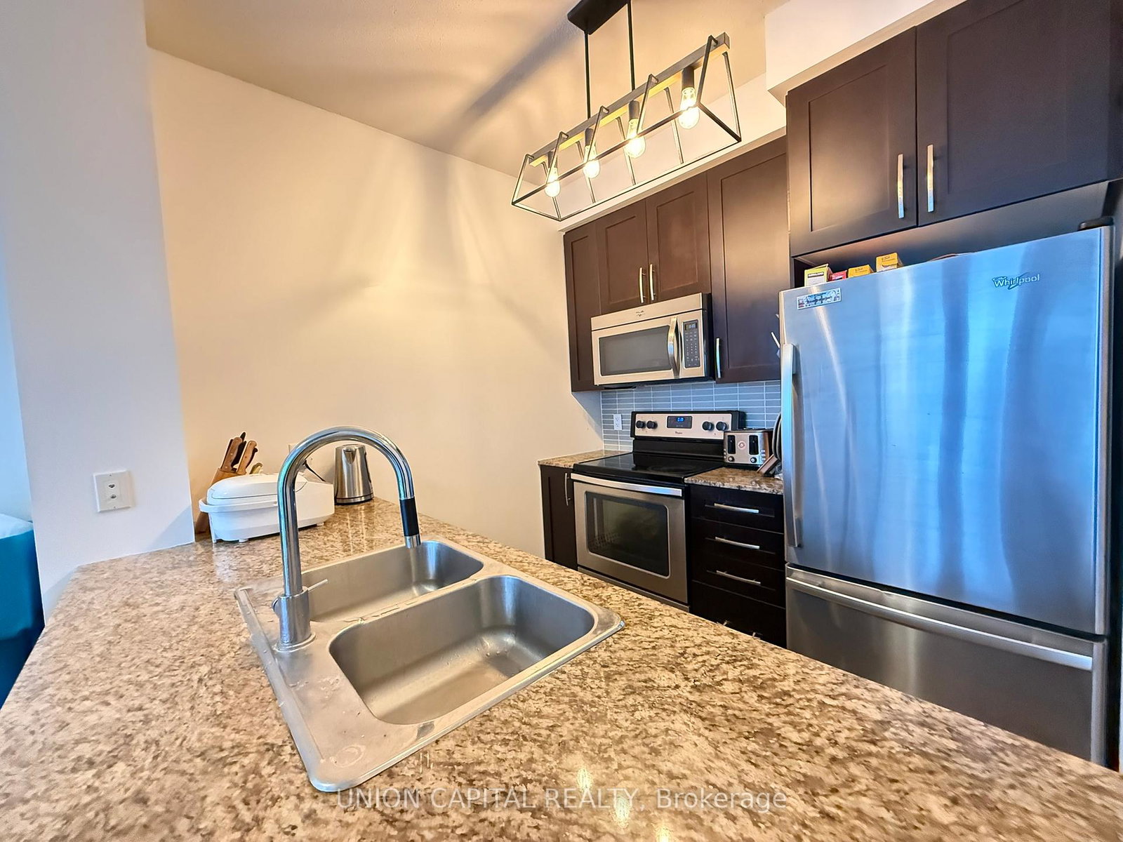 4070-confederation-parkway-mississauga-ontario-w12914506