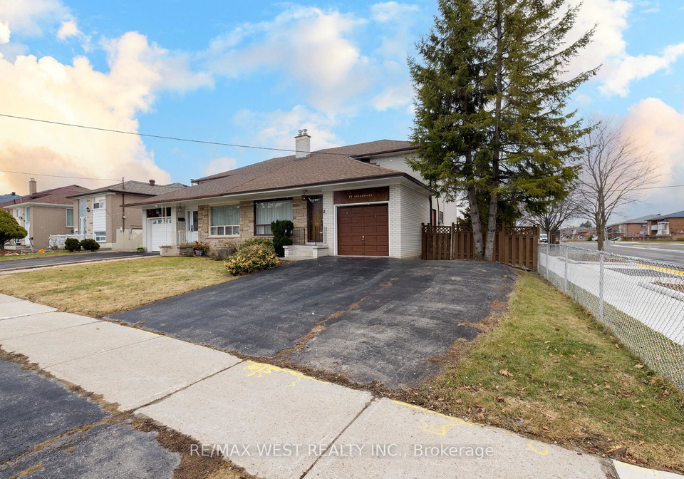 61-stilecroft-drive-york-ontario-w12914552