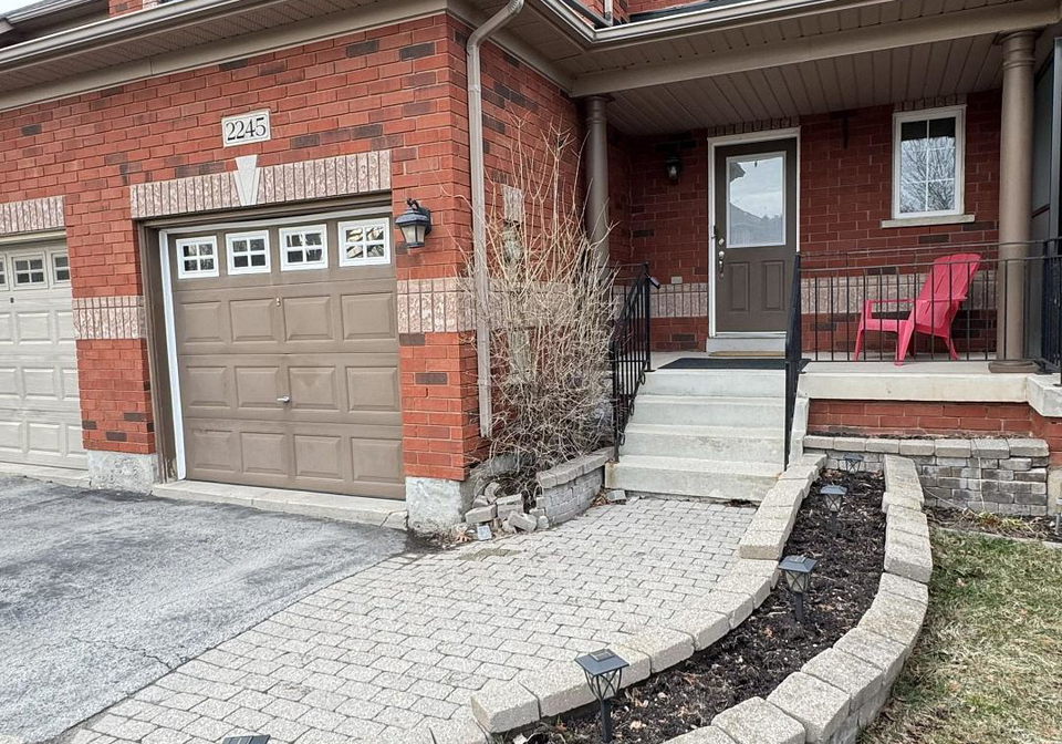 2245-hummingbird-way-oakville-ontario-w12914650