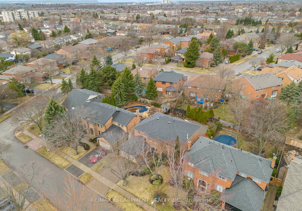 1085-denfield-terrace-oakville-ontario-w12914798