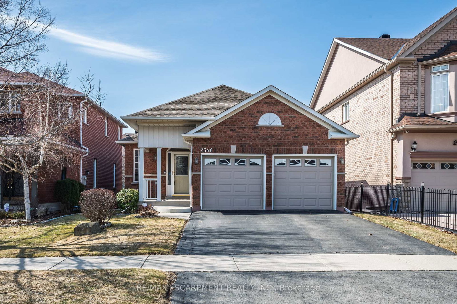 2546-nichols-drive-oakville-ontario-w12914982