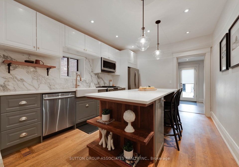 1031-st-clarens-avenue-toronto-ontario-w12915008