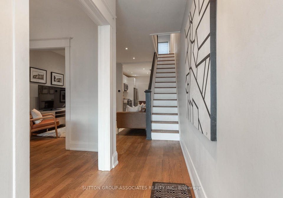 1031-st-clarens-avenue-toronto-ontario-w12915008