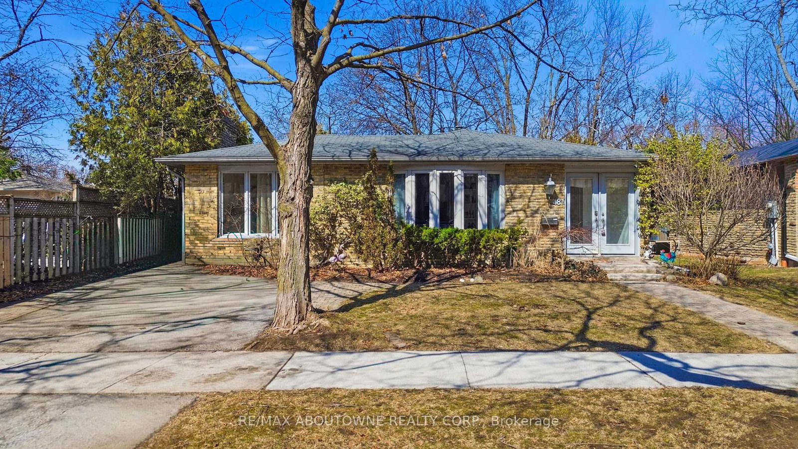 481-anthony-drive-oakville-ontario-w12915172