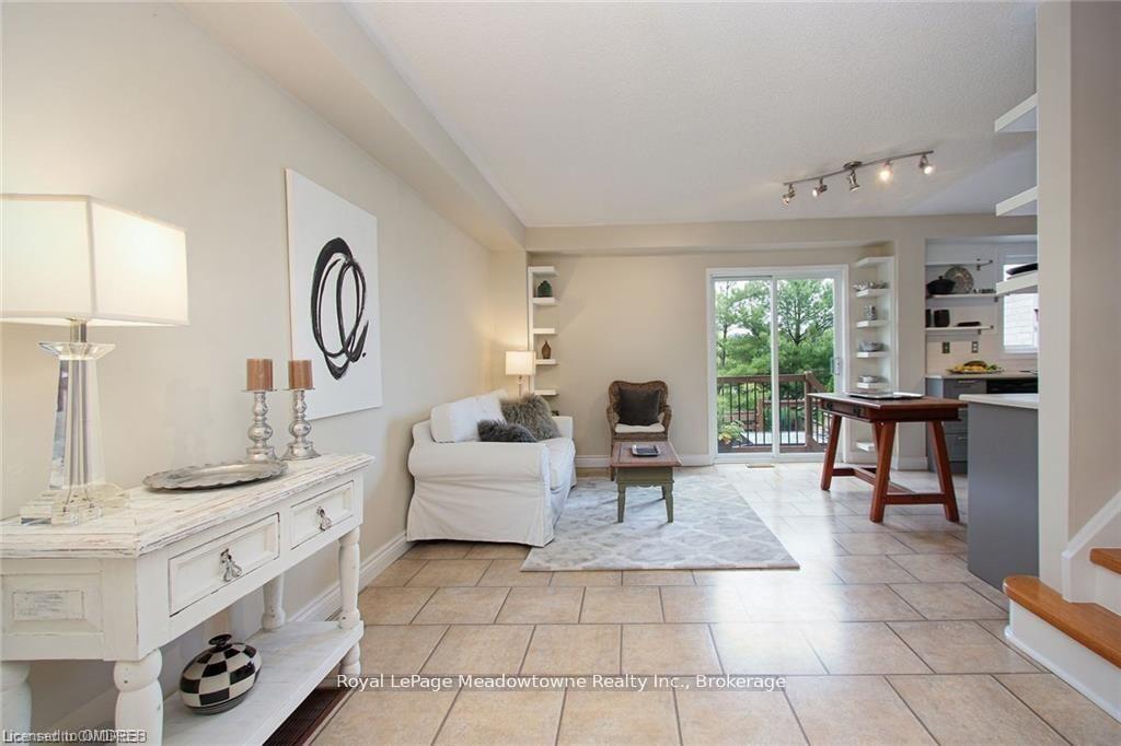 2131-white-dove-circle-oakville-ontario-w12915404