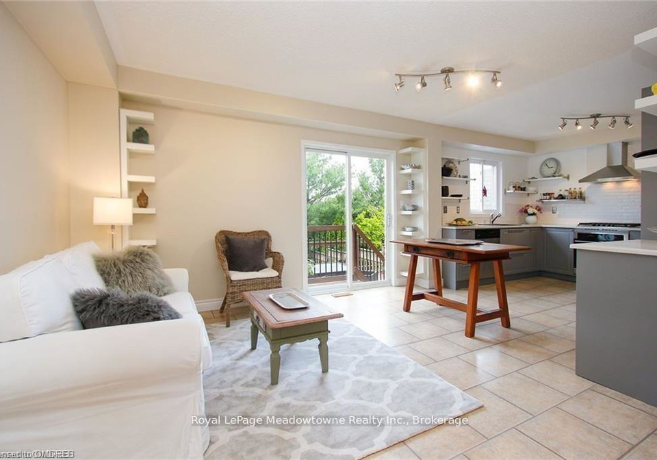 2131-white-dove-circle-oakville-ontario-w12915404