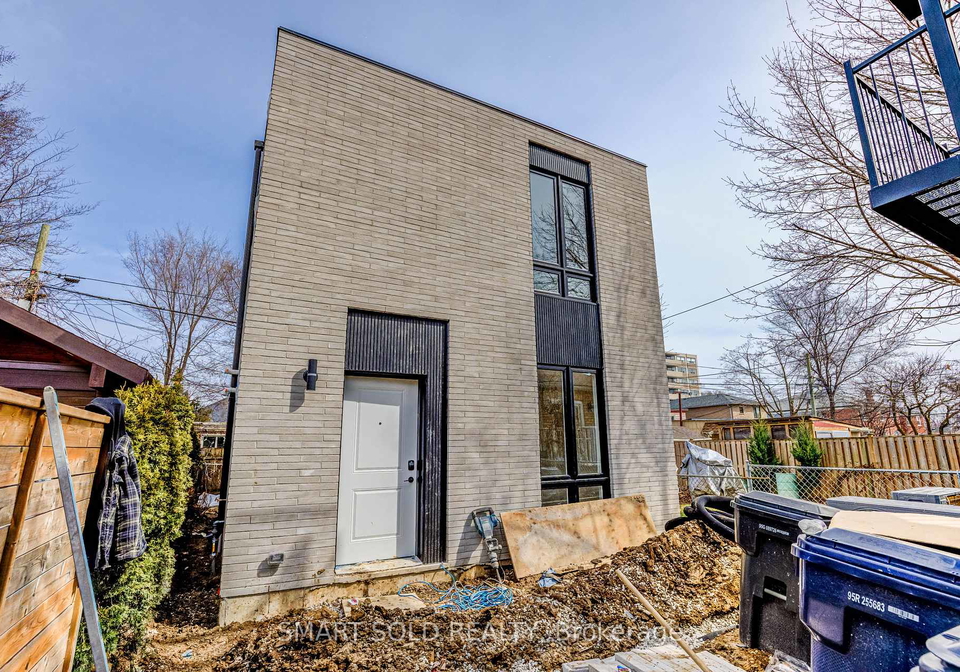 33-kirknewton-road-toronto-ontario-w12915824
