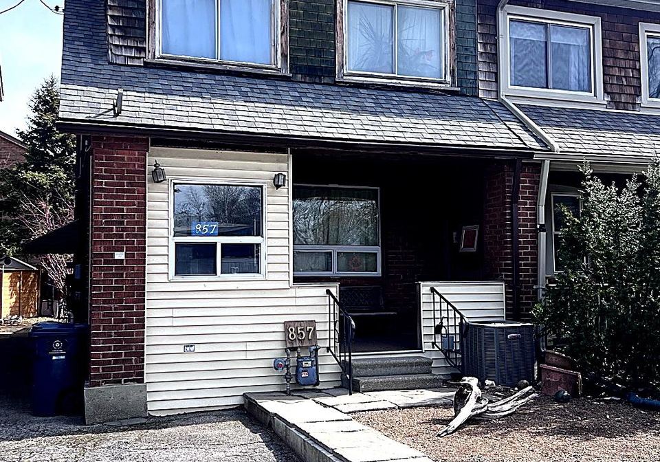 857-windermere-avenue-toronto-ontario-w12915900