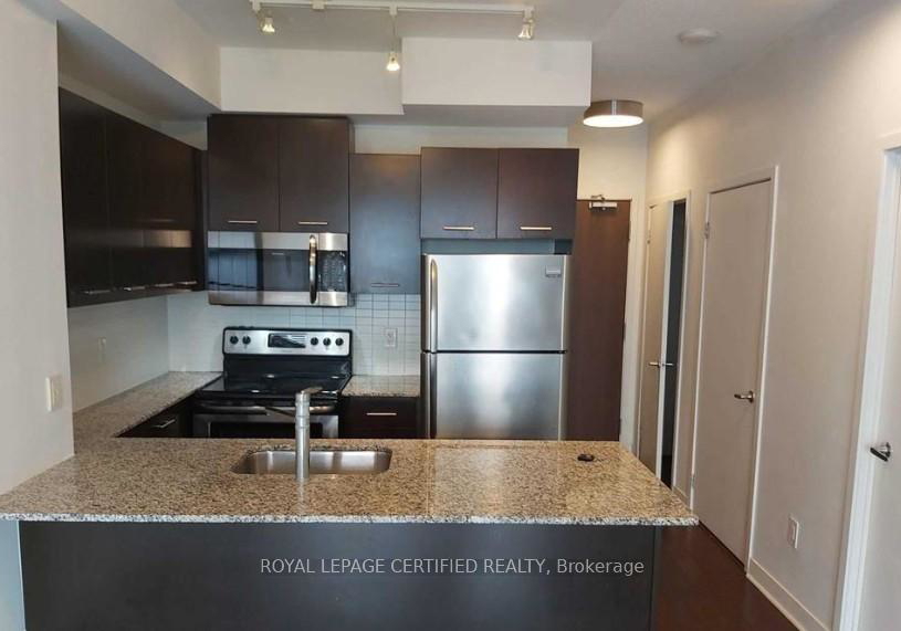 360-square-one-drive-mississauga-ontario-w12916120