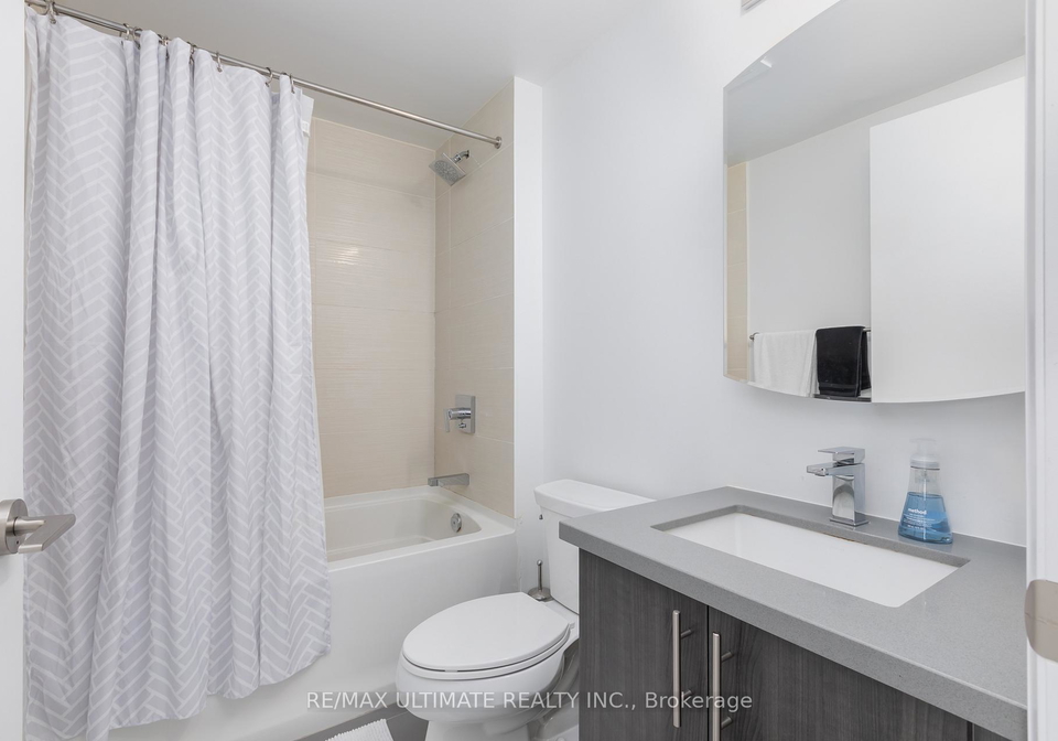 16-mcadam-avenue-north-york-ontario-w12916162