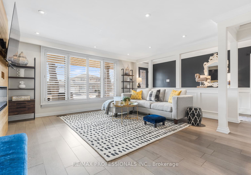 39-norbert-crescent-etobicoke-ontario-w12916234