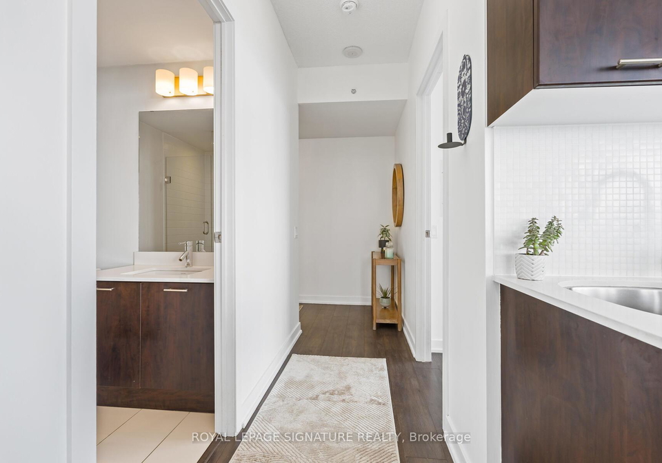 2200-lake-shore-boulevard-w-etobicoke-ontario-w12916366