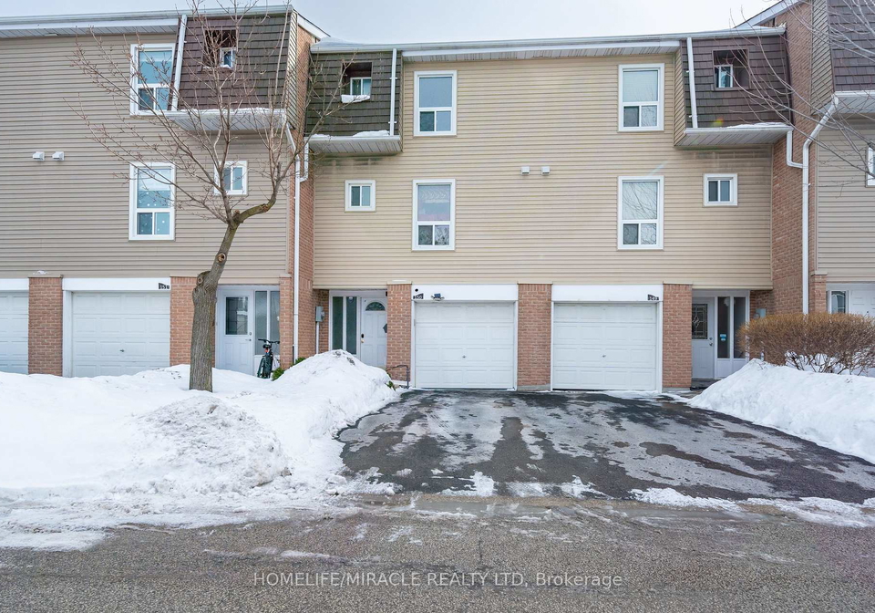 enderby-crescent-brampton-ontario-w12916374