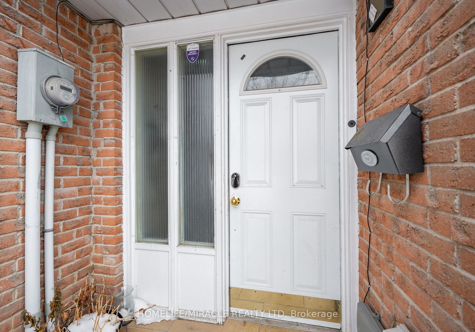 enderby-crescent-brampton-ontario-w12916374