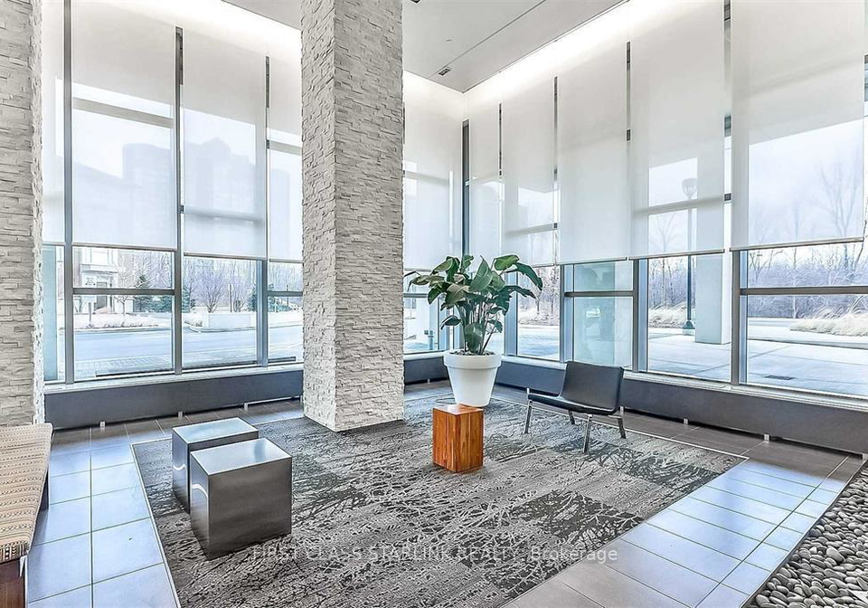 360-square-one-drive-mississauga-ontario-w12916824