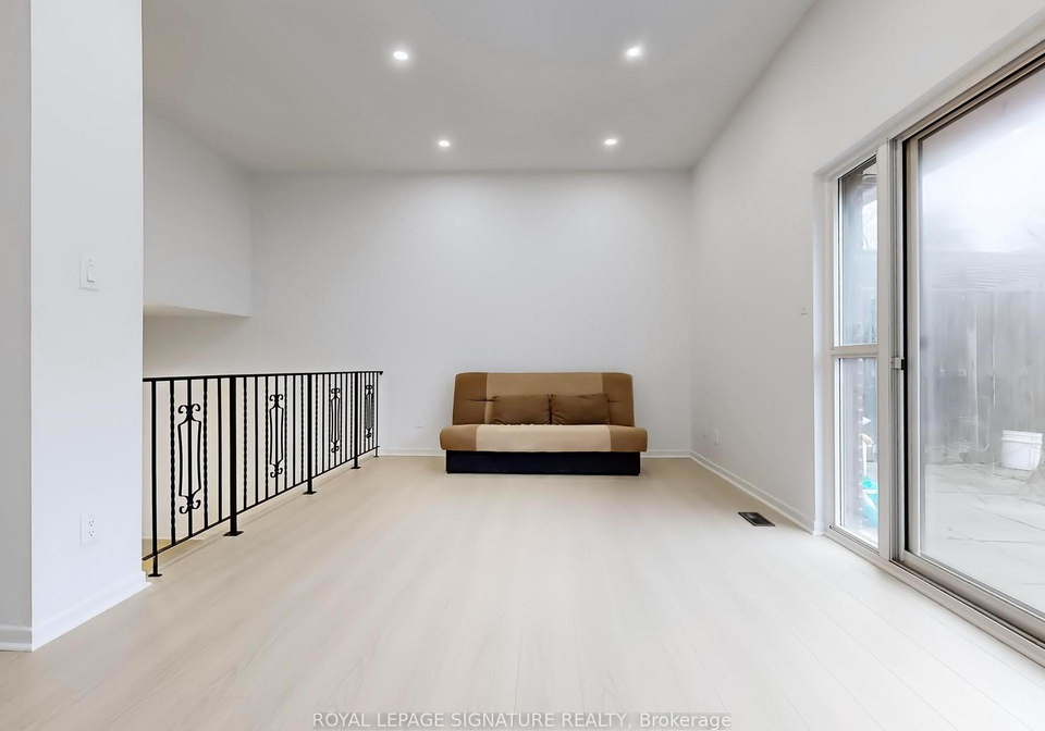 37driftwood-avenue-york-ontario-w12916860