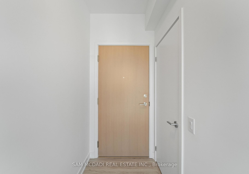 395-square-one-drive-mississauga-ontario-w12917080