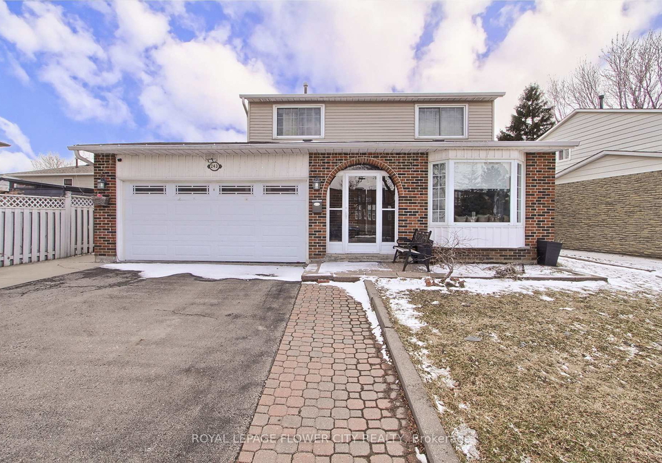 243-centre-street-n-brampton-ontario-w12917190