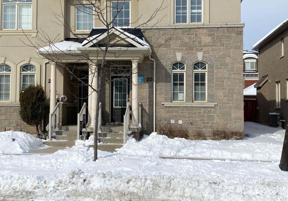 20-ledger-point-crescent-brampton-ontario-w12917280