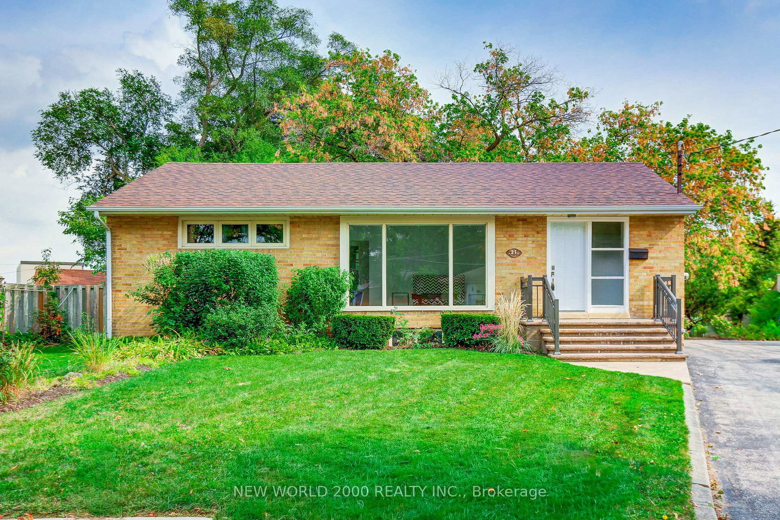 21-restever-gate-etobicoke-ontario-w12917380