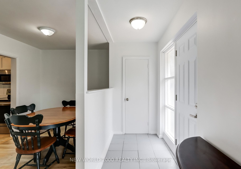 21-restever-gate-etobicoke-ontario-w12917380
