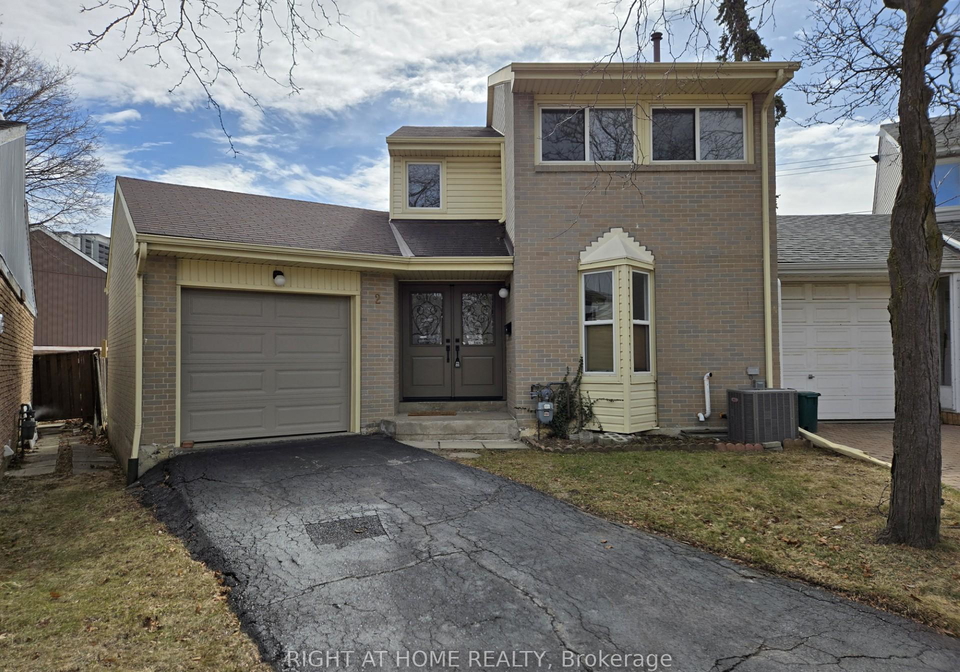 2-giles-court-etobicoke-ontario-w12917766