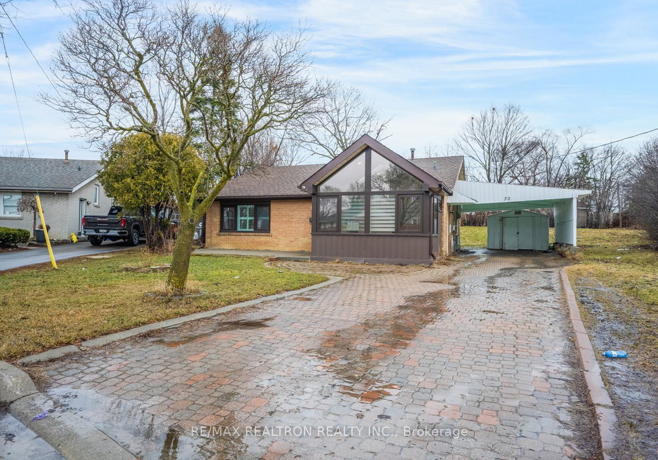 30-lawrence-crescent-brampton-ontario-w12918032
