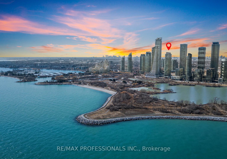 33-shore-breeze-drive-etobicoke-ontario-w12918058